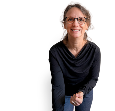 Ich bin Petra und entwickle ein Unternehmensdesign für dich, dass Außenwirkung schafft. Ich bin Petra und entwickle ein Unternehmensdesign für dich, dass Außenwirkung schafft.