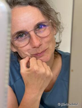 Mein Tipp für dich: Zeige dich, so wie du bist, denn Persönlichkeit schlägt KI!